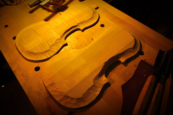 表、裏共になんとか一段落つきました