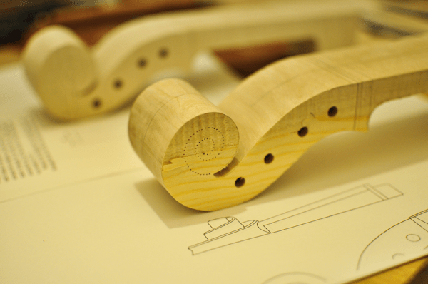 ヴァイオリン工房IL_VIOLINO_08 10.57.30