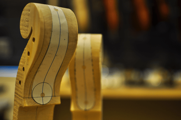 ヴァイオリン工房IL_VIOLINO_09 10.57.30